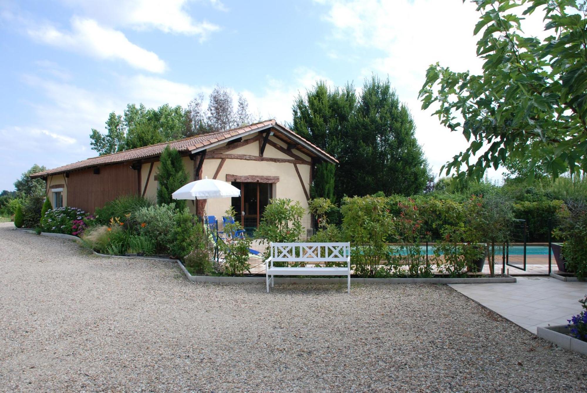 Chambres D'Hotes Du Clos Semper Felix Sainte-Bazeille Esterno foto